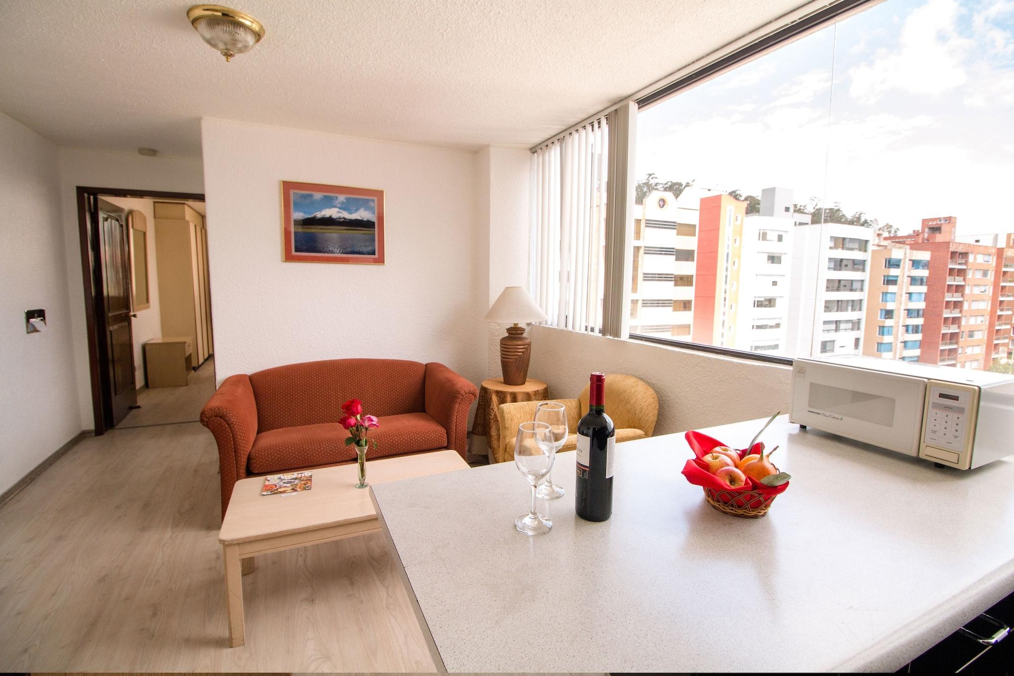 Stanford Suites Hotel Quito Exterior photo