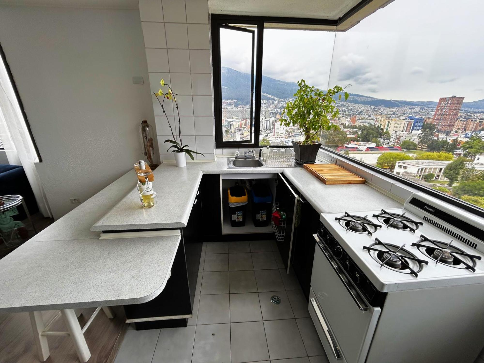 Stanford Suites Hotel Quito Exterior photo