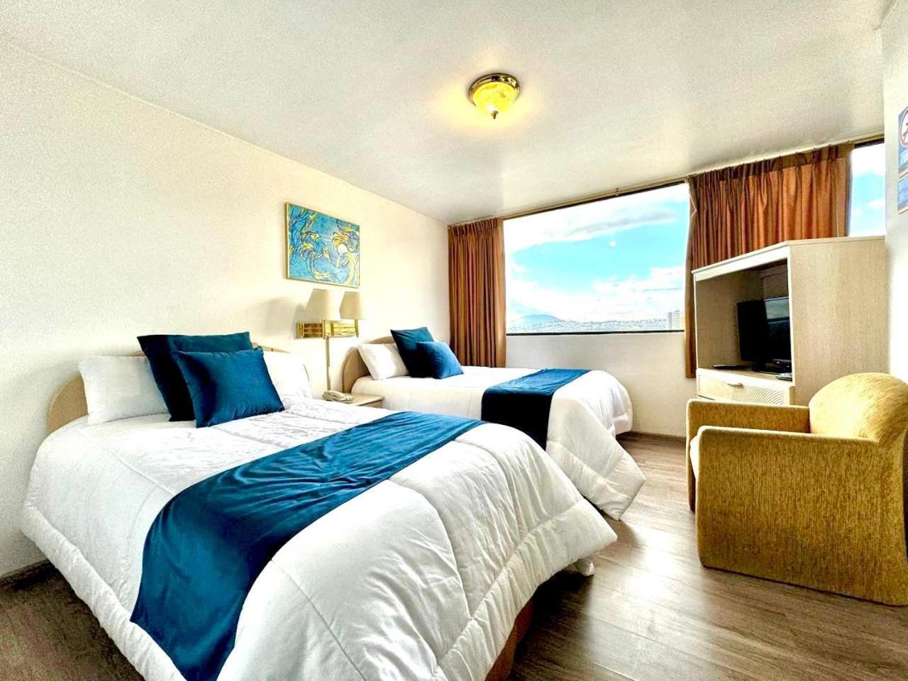 Stanford Suites Hotel Quito Exterior photo